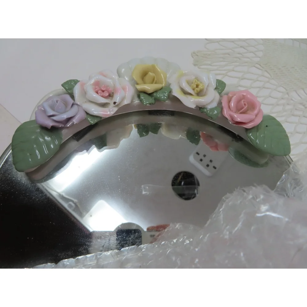 Vanity Porcelain Makeup Mirror with Spaghetti Flowers 9